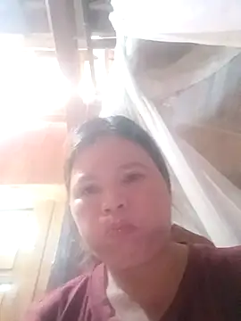 Snapshot of -Yeyi- chatting on 05/19/26, 01:56 -Yeyi- online show from 05/19/26, 01:56
