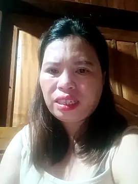 Snapshot of -Yeyi- chatting on 06/09/26, 04:07 -Yeyi- online show from 06/09/26, 04:07