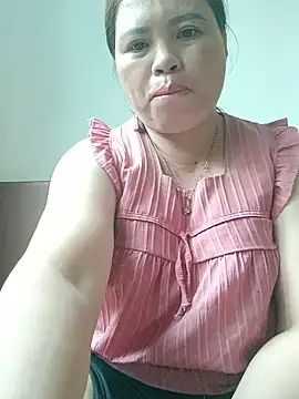 Snapshot of -Yeyi- chatting on 06/29/26, 02:51 -Yeyi- online show from 06/29/26, 02:51