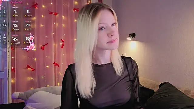 Snapshot of Ava_vice chatting on 06/16/26, 11:07 Ava vice online show from 06/16/26, 11:07