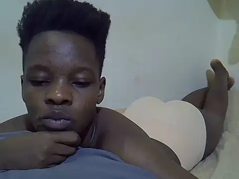 slender queen15 online show from 06/28/26, 07:14