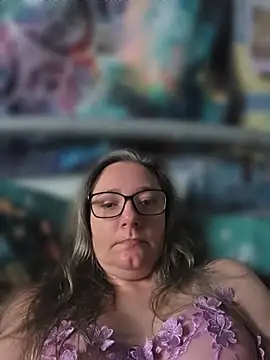Izzylove47 online show from 06/17/26, 05:54
