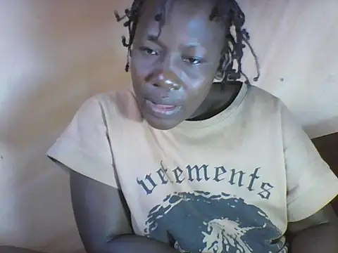 Snapshot of Lovely-baby9 chatting on 07/06/26, 07:27 Lovely-baby9 online show from 07/06/26, 07:27