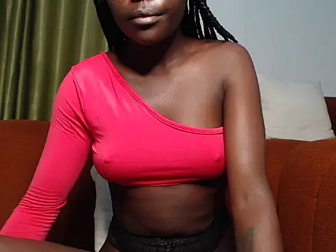 Snapshot of desires-chocolate chatting on 06/07/26, 12:15 desires-chocolate online show from 06/07/26, 12:15