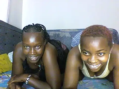 Snapshot of Ebony_sweet_slut chatting on 06/09/26, 08:59 Ebony sweet slut online show from 06/09/26, 08:59