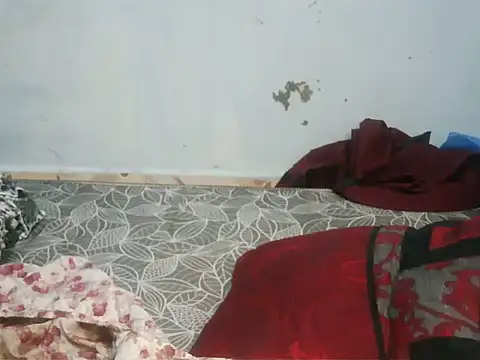 Snapshot of hot_pussi chatting on 06/20/26, 10:12 hot pussi online show from 06/20/26, 10:12