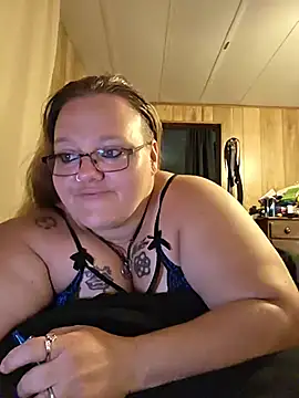 Snapshot of subbybabygirl696985 chatting on 06/20/26, 02:09 subbybabygirl696985 online show from 06/20/26, 02:09