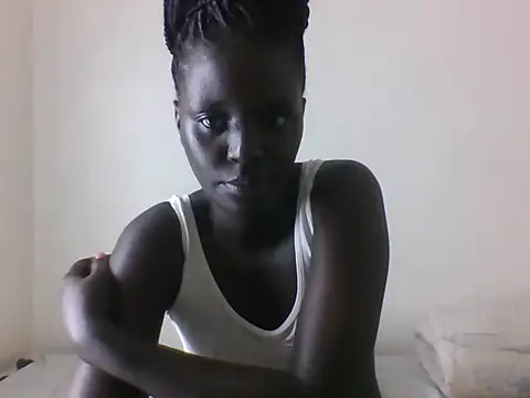 Snapshot of LatishLava chatting on 06/11/26, 04:32 LatishLava online show from 06/11/26, 04:32