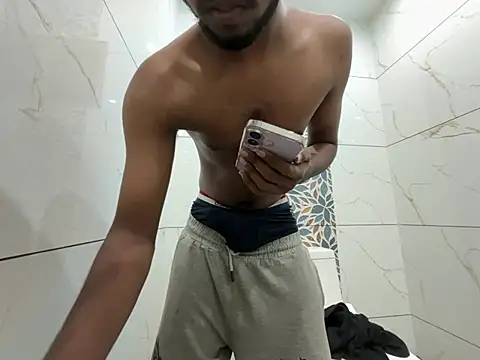 male18in online show from 06/21/26, 08:55