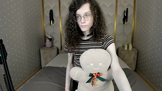 OlesiaBev online show from 05/20/26, 10:32