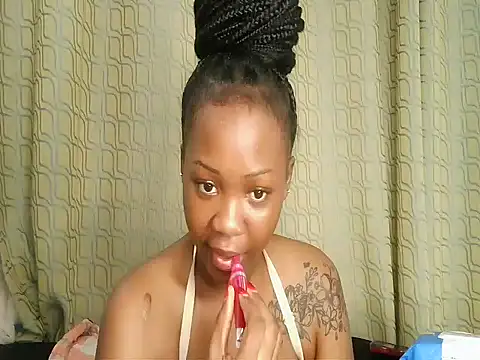 Snapshot of savage_and_sweet chatting on 06/23/26, 04:54 savage and sweet online show from 06/23/26, 04:54
