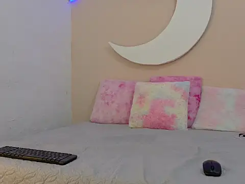 SamanthaLaurent online show from 06/16/26, 06:54