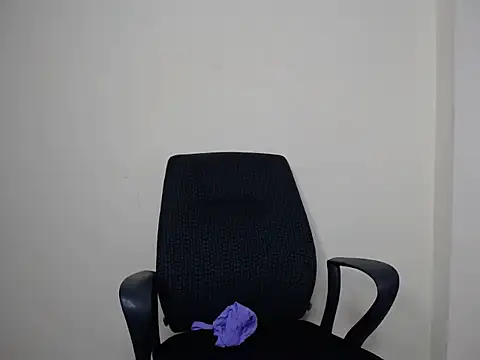 KittySexxy02 online show from 05/23/26, 03:49