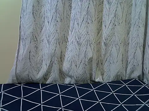 petite pretti online show from 06/10/26, 02:34