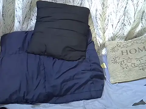 petite pretti online show from 06/20/26, 04:37