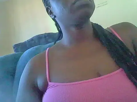 Queen Zuri online show from 06/05/26, 12:00