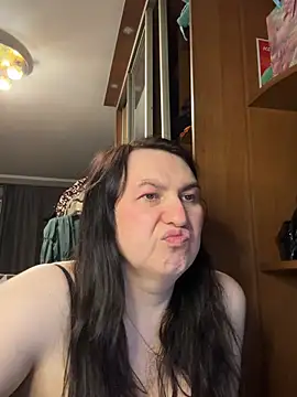 EvaBeautyXxX online show from 05/16/26, 09:13