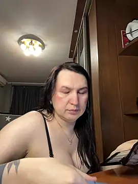 Snapshot of EvaBeautyXxX chatting on 05/30/26, 12:19 EvaBeautyXxX online show from 05/30/26, 12:19