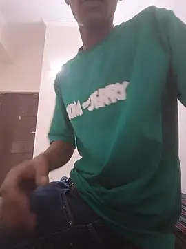 singalguy12 online show from 07/10/26, 04:50
