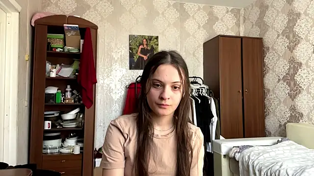 Snapshot of MarlynSiefkes chatting on 05/23/26, 12:42 MarlynSiefkes online show from 05/23/26, 12:42