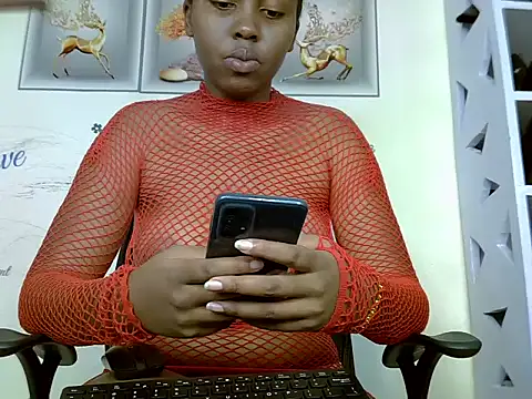 sexyygyall online show from 06/28/26, 08:20