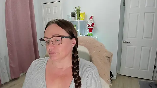 Vika73 online show from 12/13/24, 09:41