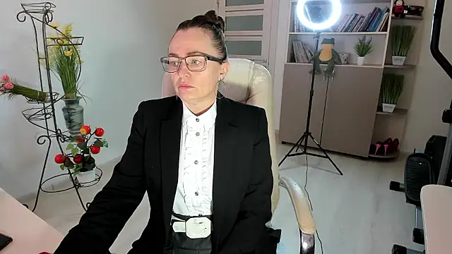 Vika73 online show from 01/15/26, 07:57