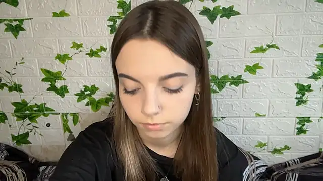 Snapshot of LisaPorse chatting on 06/20/26, 03:26 LisaPorse online show from 06/20/26, 03:26
