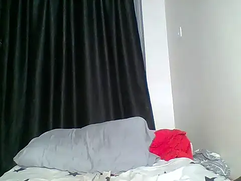 Snapshot of kee_vigin chatting on 06/14/26, 12:41 kee vigin online show from 06/14/26, 12:41