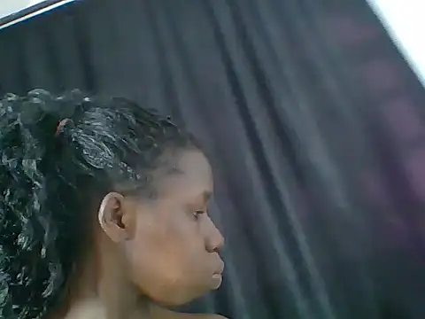 Snapshot of kee_vigin chatting on 07/30/26, 04:11 kee vigin online show from 07/30/26, 04:11