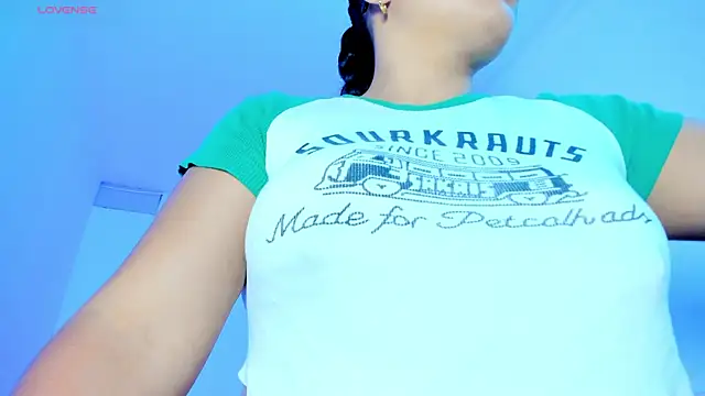 milkqueenboobs online show from 06/13/26, 07:45