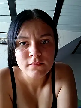 Snapshot of Yeras_ chatting on 05/28/26, 05:21 Yeras online show from 05/28/26, 05:21