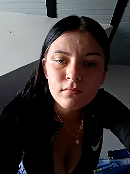 Yeras  online show from 06/04/26, 06:14