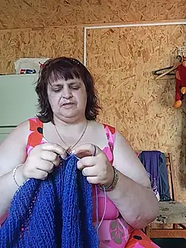 Snapshot of LisichkaOksana chatting on 06/24/26, 12:37 LisichkaOksana online show from 06/24/26, 12:37