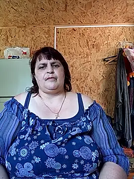 Snapshot of LisichkaOksana chatting on 06/27/26, 12:22 LisichkaOksana online show from 06/27/26, 12:22