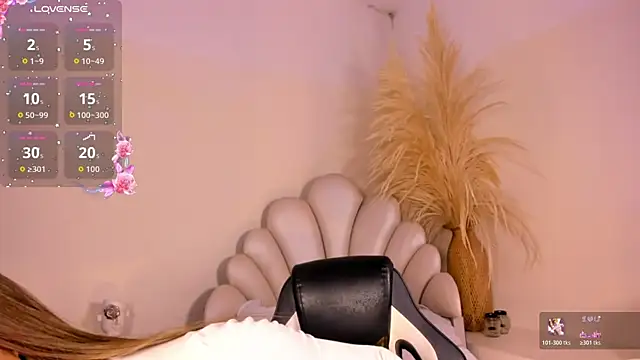 SelenaRogers online show from 06/20/26, 08:44