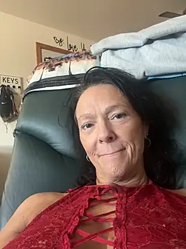 sassybrunette75 online show from 06/01/26, 05:58