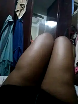 Snapshot of sexy_slut22 chatting on 05/19/26, 05:52 sexy slut22 online show from 05/19/26, 05:52