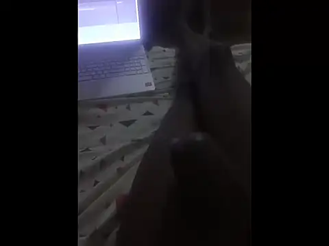 Snapshot of MaestroBbc_00 chatting on 07/20/26, 03:25 MaestroBbc 00 online show from 07/20/26, 03:25