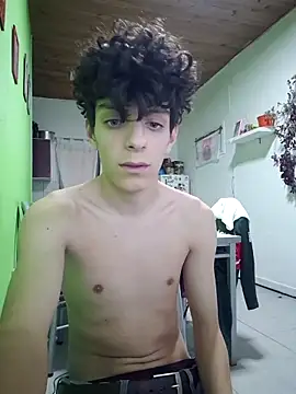 nogueraenzo10 online show from 05/25/26, 06:52