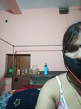 ZOYA-STRIP online show from 06/30/26, 04:52