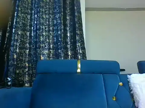 Snapshot of summerdivah chatting on 05/25/26, 02:56 summerdivah online show from 05/25/26, 02:56