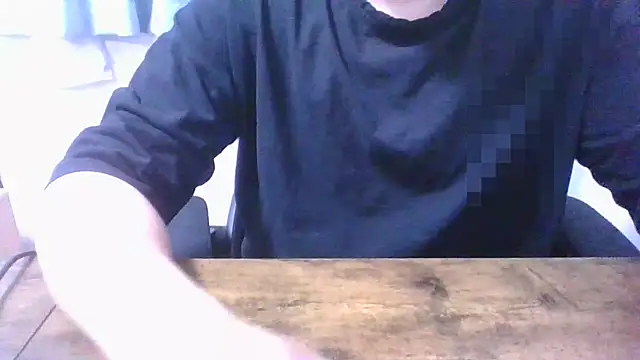 Snapshot of hiro_jp_xxx chatting on 05/18/26, 11:38 hiro jp xxx online show from 05/18/26, 11:38