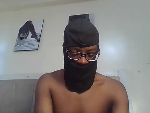 Snapshot of freakyboy255 chatting on 07/14/26, 10:21 freakyboy255 online show from 07/14/26, 10:21