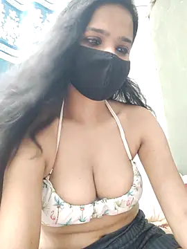 Amrita Thakur01 online show from 06/28/26, 05:52