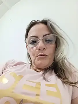 Natachallll online show from 05/17/26, 07:21