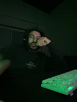 -RedRomm- online show from 05/18/26, 04:29