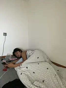 Snapshot of Xinmiaoguo chatting on 05/27/26, 08:17 Xinmiaoguo online show from 05/27/26, 08:17