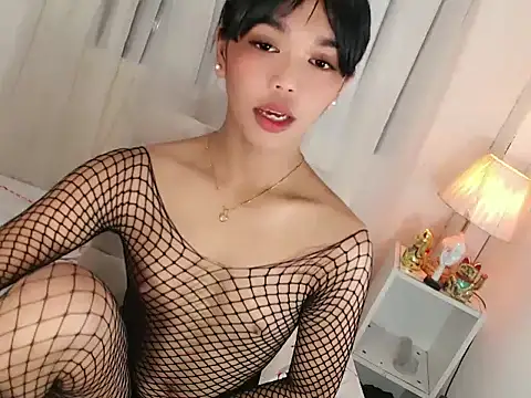 Nozomi Wu online show from 06/16/26, 08:39