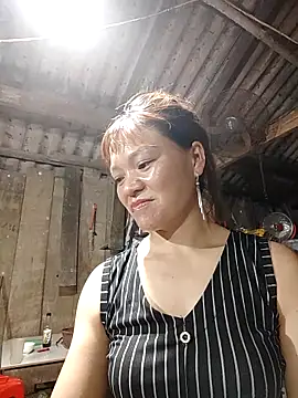 Snapshot of lya_sexyy chatting on 05/19/26, 02:23 lya sexyy online show from 05/19/26, 02:23